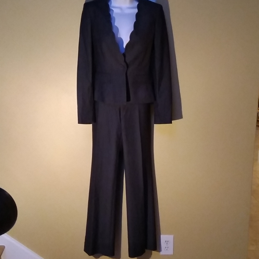 Anne Klein 2 piece suit